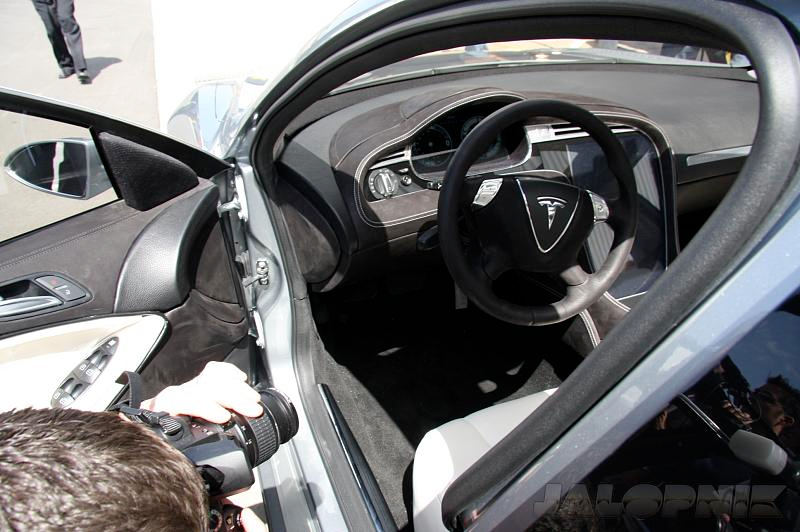 Illustration for article titled Tesla Model S Sedan Concept: $49,900 Seven-Seater Electric To Hit Streets In 2011